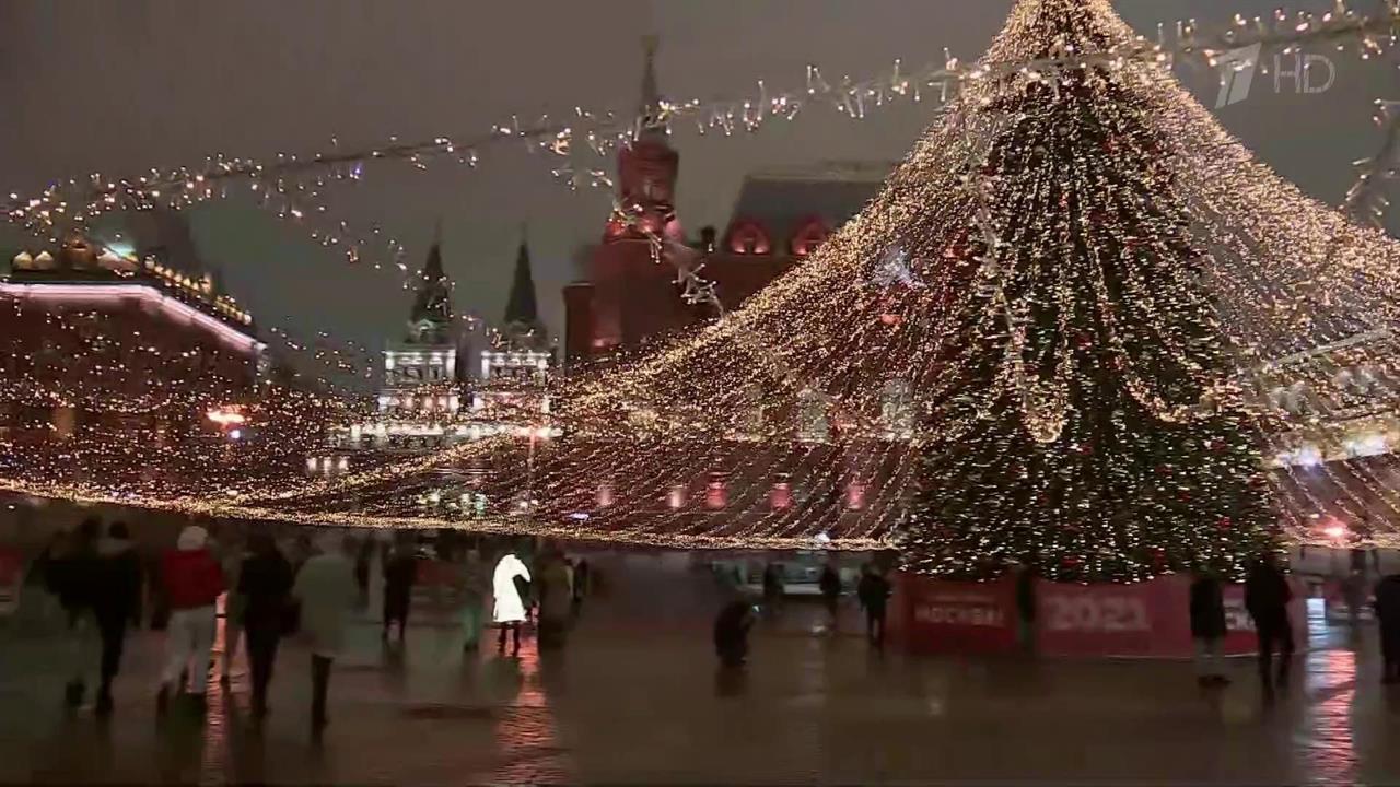 31 декабря видео. Красная площадь. Москва 31 декабря. Развлечения на красной площади в декабре 2021 года. 23 Февраля красная площадь.