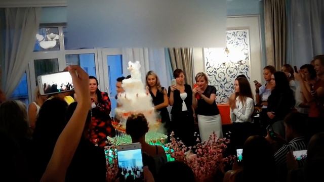 Копия видео "Международный Чемпионат по наращиванию ресниц и моделированию бровей. г.Екатеринбург" смотреть онлайн