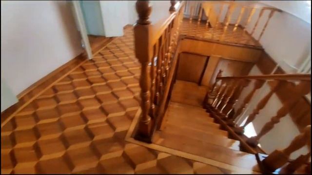 Продается 2-х этажный дом в Батайске 250 м2 . Район Восточный!