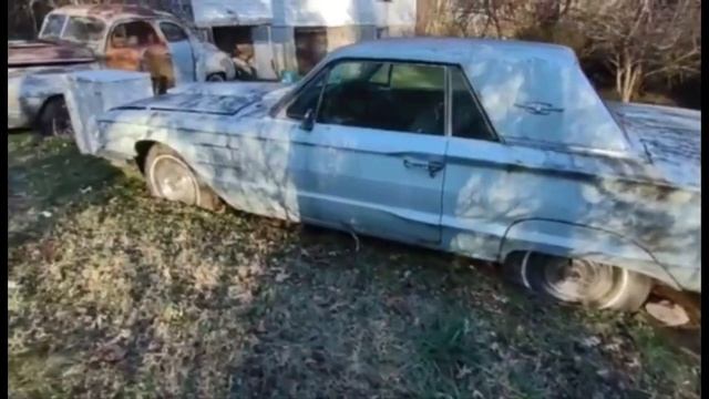 1965 Ford Thunderbird смотреть онлайн