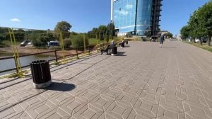 пруд у цирка Киров