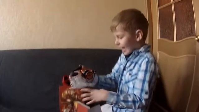 Подарок на 6 лет (спиннинг) смотреть онлайн