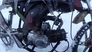 ПОСТАВИЛ ШИПОВАННУЮ ПОКРЫШКУ НА МОПЕД И ОФ*ГЕЛ ОТ ТОГО КАК ОН ВАЛИТ ПО СНЕГУ !!!