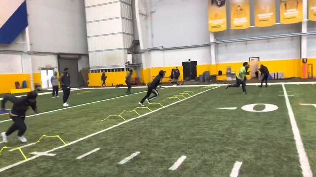 Aaron Donald Dewayne Haskin Justin Madubuike Niles Scott Paris Ford Sean McCaskill Micheal Petrof смотреть онлайн