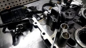 Replacement of oil filter 6dct450 powershift