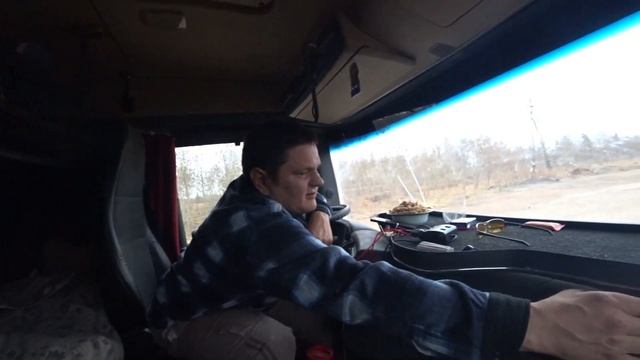 Дальнобойщик Костя и его грузовик Scania