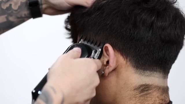 ? BEST TAPER FADE WITH CURLY HAIR BARBER TUTORIAL!!! смотреть онлайн