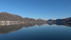 Бухта Провидения, бухта Эмма. Отражение берегов.