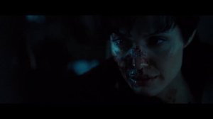 Angelina Jolie in the movie Salt (Анджелина Джоли) Солт