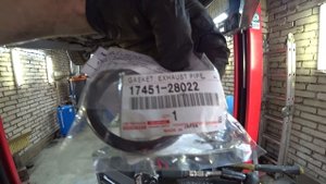 Camry 50 13г.в. Замена прокладки глушителя.
