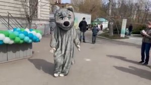 Роман Трифонов с песней "Полет на дельтаплане"(Дельтаплан) муз.Э.Артемьева, сл.Н.Зиновьева