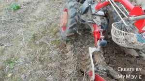 Мотоблоку Мотор Сич некогда отдыхать. Пахота на зиму.