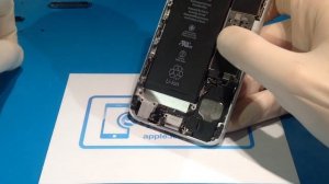 как снять шлейф зарядки iPhone 6s