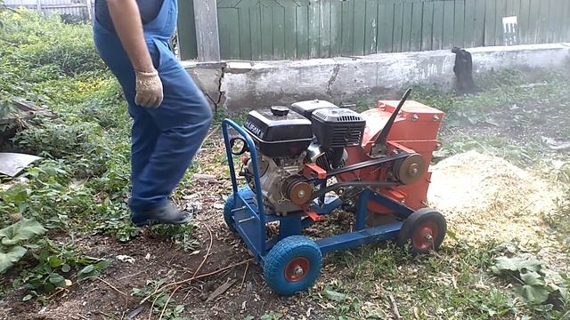 Тест работы сцепления щепореза "Термит" Щ-350 смотреть онлайн