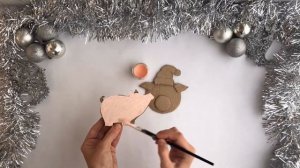 Хрюшки-игрушки из картона на ёлку ?поделки