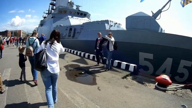 Военные корабли в Ленэкспо. Девятый Международный военно-морской салон, июль 2019.