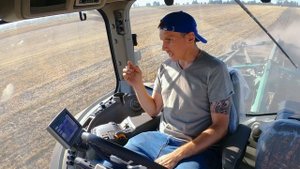 Трактор John Deere 8370R. Трактор который теперь нельзя купить.