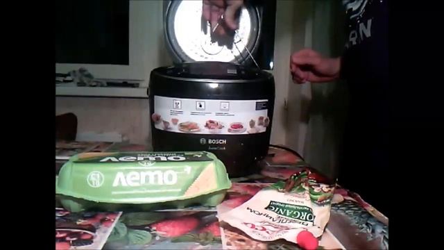 Варим яйца в мультиварке Bosch Autocook MUC2 смотреть онлайн