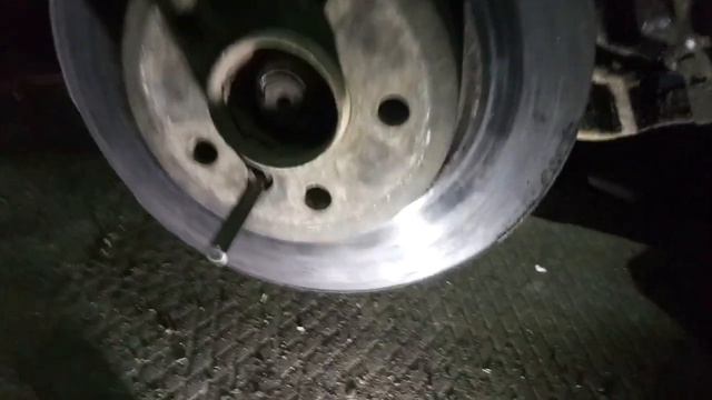 Замена тормозных дисков на BMW X3 смотреть онлайн