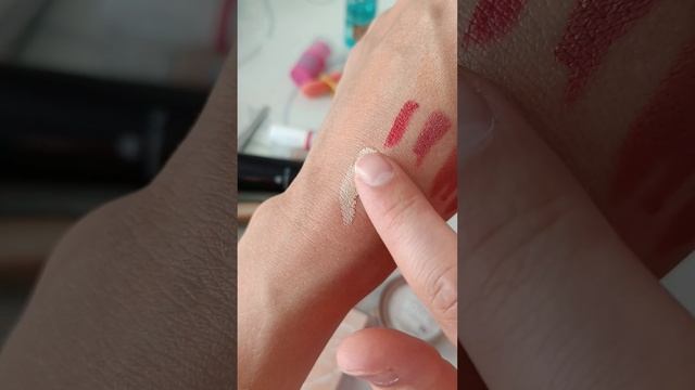 Косметичка в отпуск АВГУСТ, третья неделя смотреть онлайн