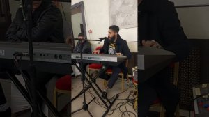 Гриша вэдэха исполняет часы По вискам стучат и стучат