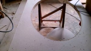 Работа ручным фрезером по дереву. Столяр ХХХ.