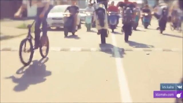 Серго - Вы на физику не смотрите, я духом сильный смотреть онлайн