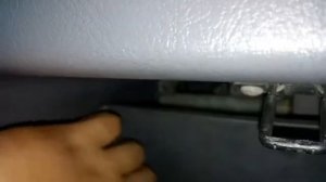 How to open AC filter on Hyundai trajet