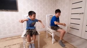 Кто последний освободиться от скотча ?!