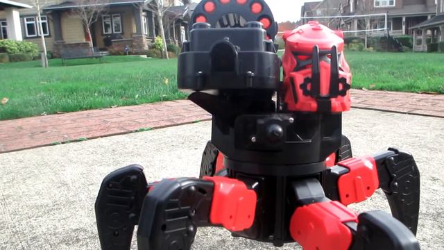 Игрушки - роботы атакуют. Little pony & minions держат удар. смотреть онлайн