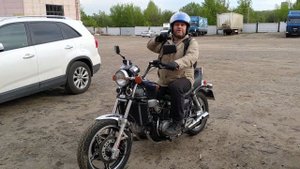 Хонда Магна 1982г приехала. Гоню домой, а нас там ждут, а я без категории. Одна ночь под арестом.