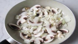 Тушеная квашеная капуста