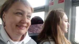 Уехали на электричке, Юра маринует мясо, Утренняя комната