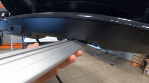 Автомобильный бокс Broomer Venture XL 500 Fast Mount в цвете черный глянец