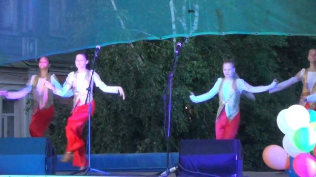 "Шик" танец . День молодёжи в г. Вязники 25.06.2016 смотреть онлайн