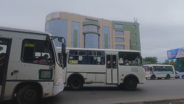 Архангельск. На остановке Урицкого смотреть онлайн