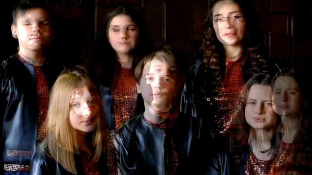 Мама - Арт студия АтриА (С ПРАЗДНИКОМ, НАШИ ЛЮБИМЫЕ МАМОЧКИ) смотреть онлайн