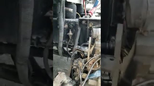 APU Thermo King fuel pump location on a 2006 model. смотреть онлайн