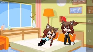 Meme мама спит она устала это я её достала.