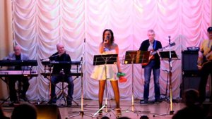 кавер группа Абракадабра  Угонщица