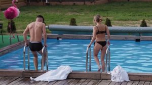 Теплый бассейн в парк-отеле "Озеро Дивное"