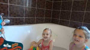 Играем в ванной с Baffy