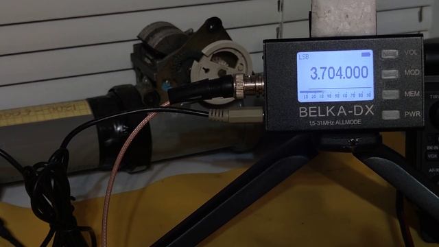 Belka-DХ+ ферритовая антенна. Вечерний прием радиолюбителей на 80 метров. смотреть онлайн