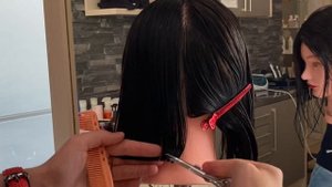 Как стричь ровное каре на пальцах