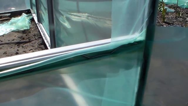 Теплица своими руками. Накрытие пленкой смотреть онлайн