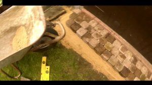 Замена старого газона или как правильно уложить рулонный газон.