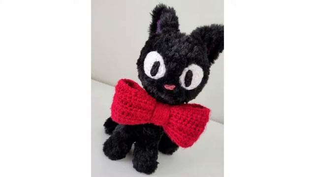 How to Crochet a Black Cat Amigurumi Stuffed Toy