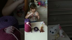 Куколка из трикотажной пряжи своими руками (брелок-подвеска-игрушка)