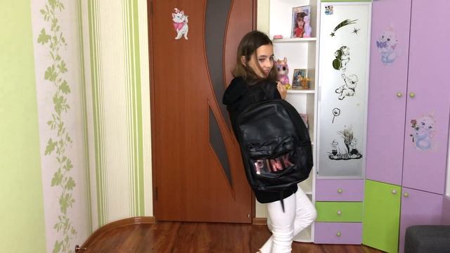 Мой ЛУК на каждый день. Мой черно-бело-красный гардероб или как я одеваюсь каждый день. Мой стил