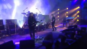 THE CURE EXTRAIT LIVE (REDIFF)